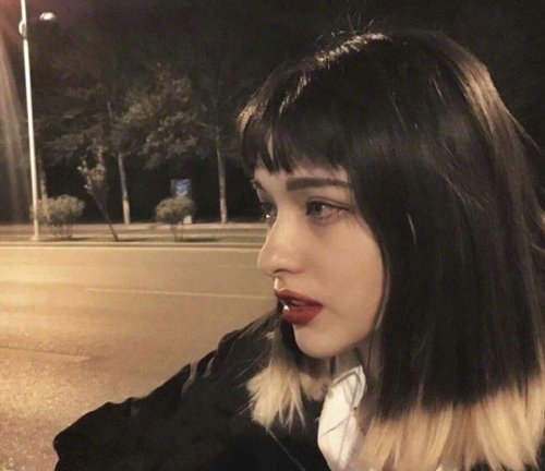 最酷的短发不是耳朵上是齐肩 中短发小姐姐的扮酷之旅顺利异常