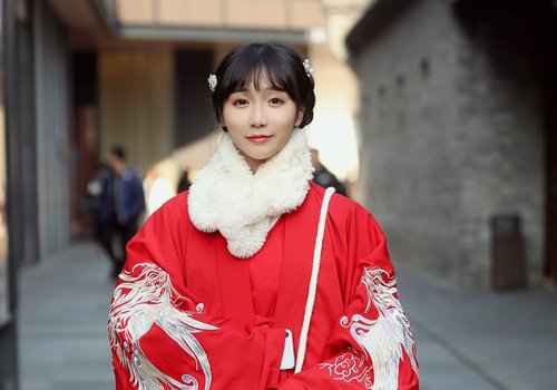 别在披头散发！3分钟搞定简约古装扎发，入坑汉服的小姐姐一学就会