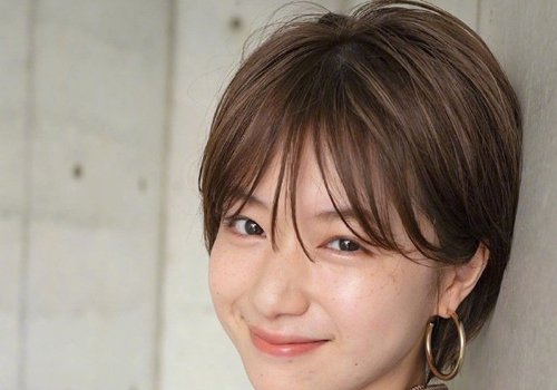 剪完了短发刘海很快就长了怎么办 短发女生不剪刘海方法也是有的