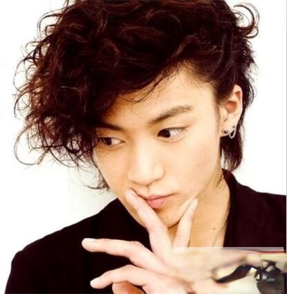 小栗旬发型怎么留 风格各异不一样的帅