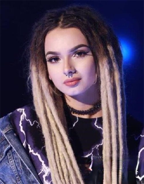  Ը