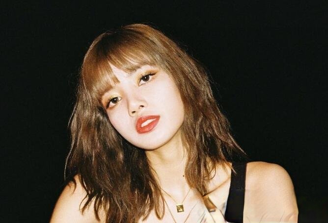 BLACKPINKŮ�ų�Ա�����̵� 5���ճ�ʱ�з��Ͱ�������������_�������з�����Ʒ���ͼƬ�����������Ż���