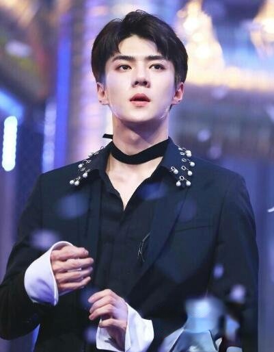EXOѫЩ 񰮶ⷢҲ̫˧˰