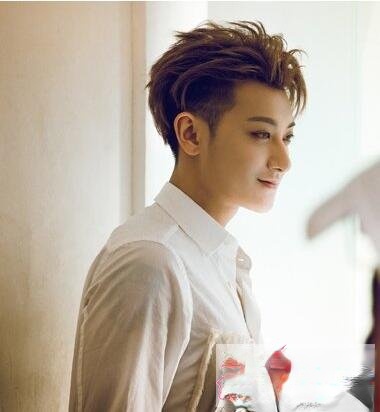 黄子韬发型叫什么 历年帅气发型大盘点