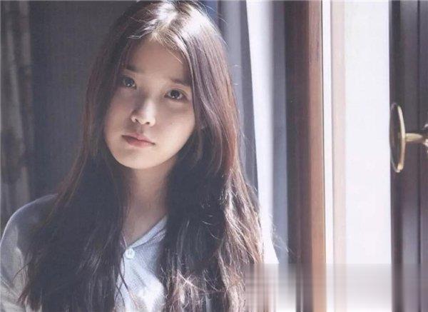 娱乐圈女明星都爱的卷发 选对发型路人也能变女神